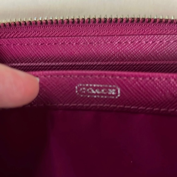 Coach Wallet - Picture 5 of 7